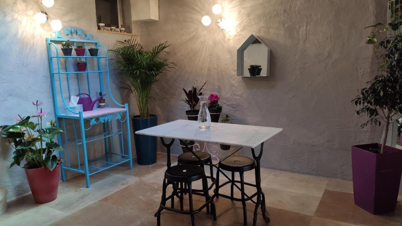 Locn'Roll Apartment Semur-en-Auxois Exterior photo
